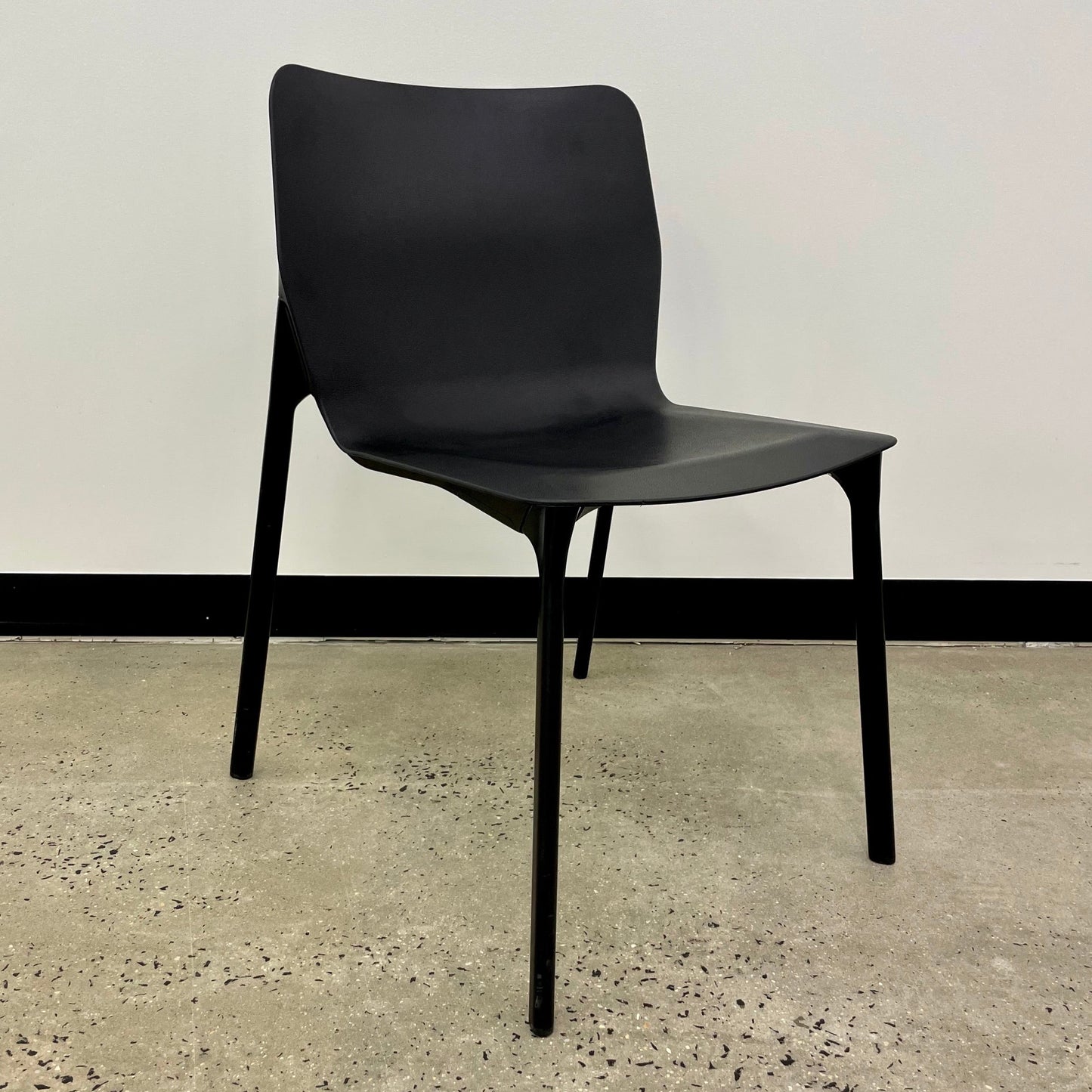 Wilkhahn Chassis Visitor Chair Black