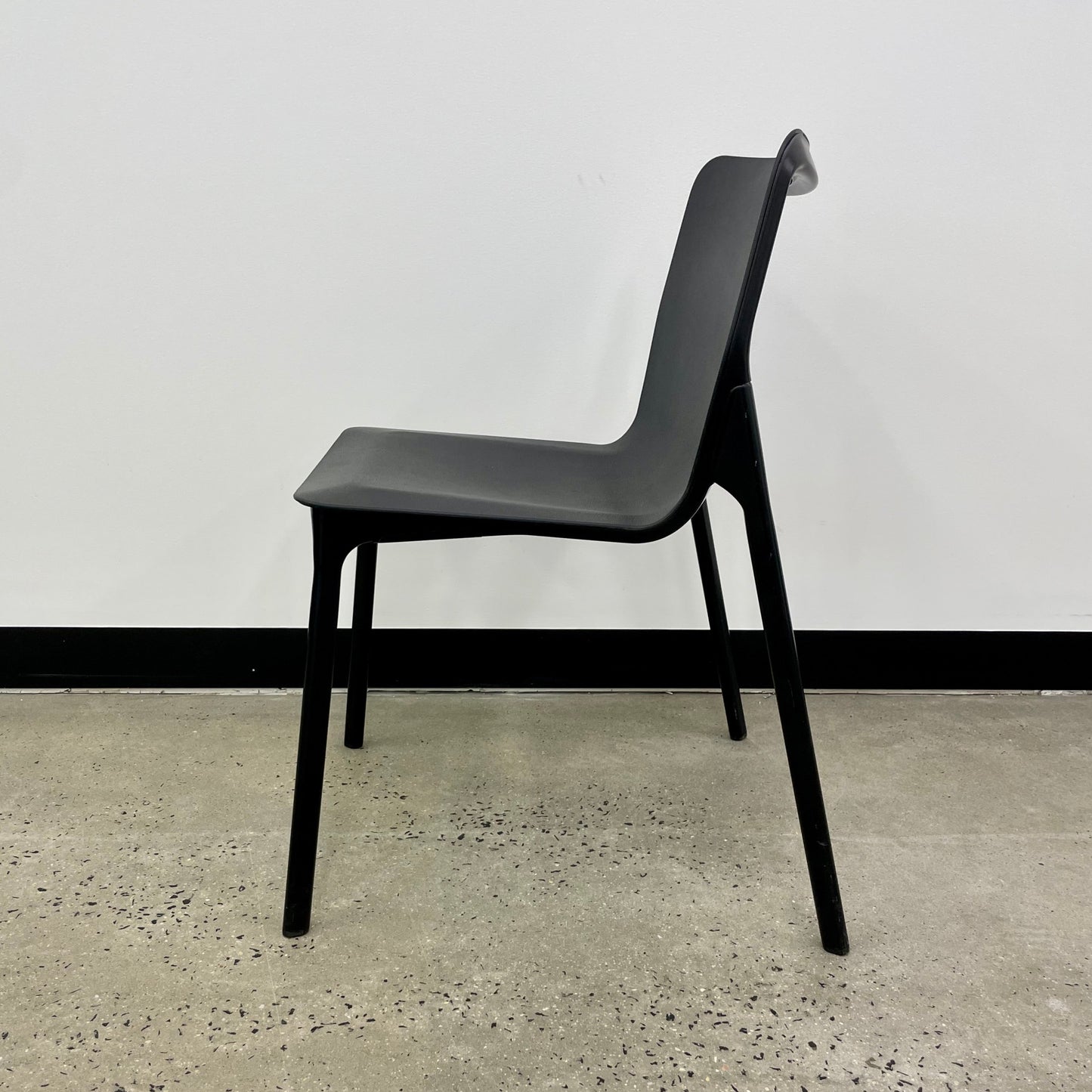 Wilkhahn Chassis Visitor Chair Black