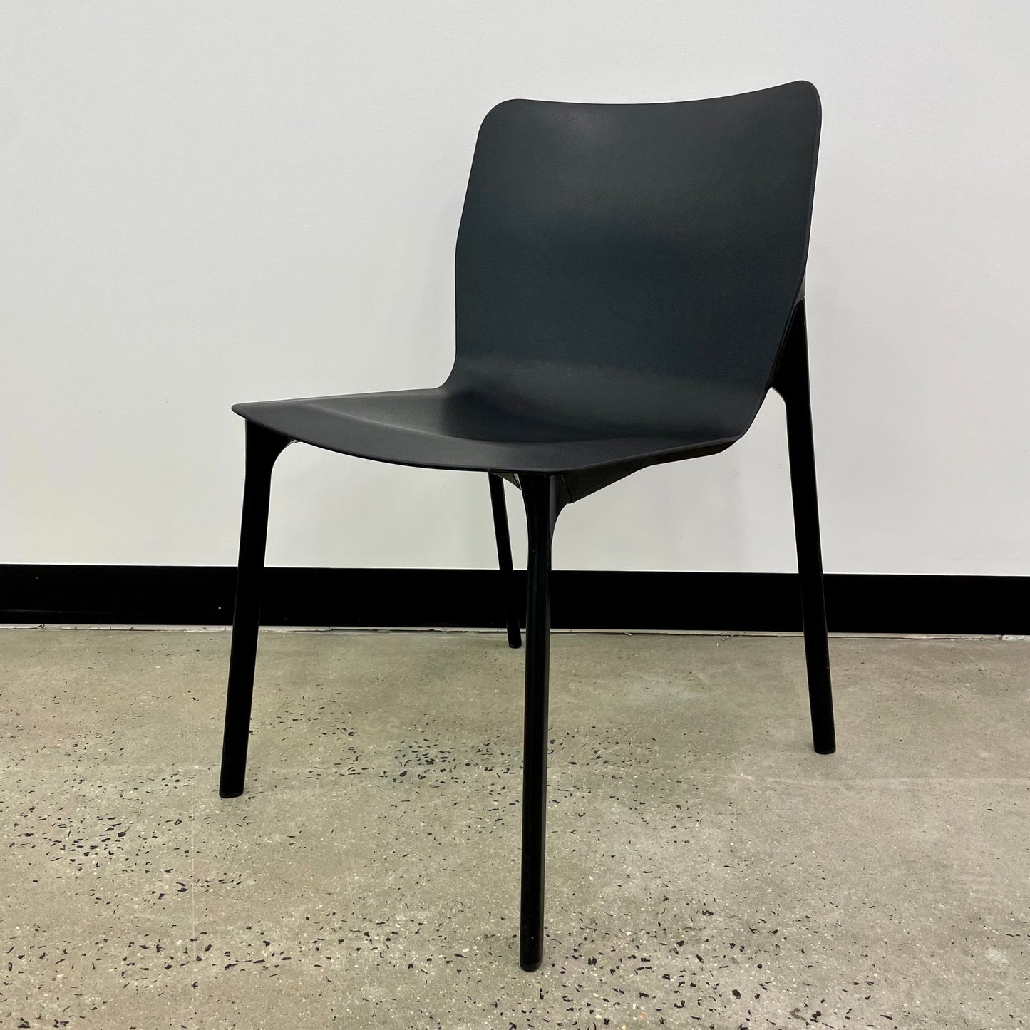 Wilkhahn Chassis Visitor Chair Black