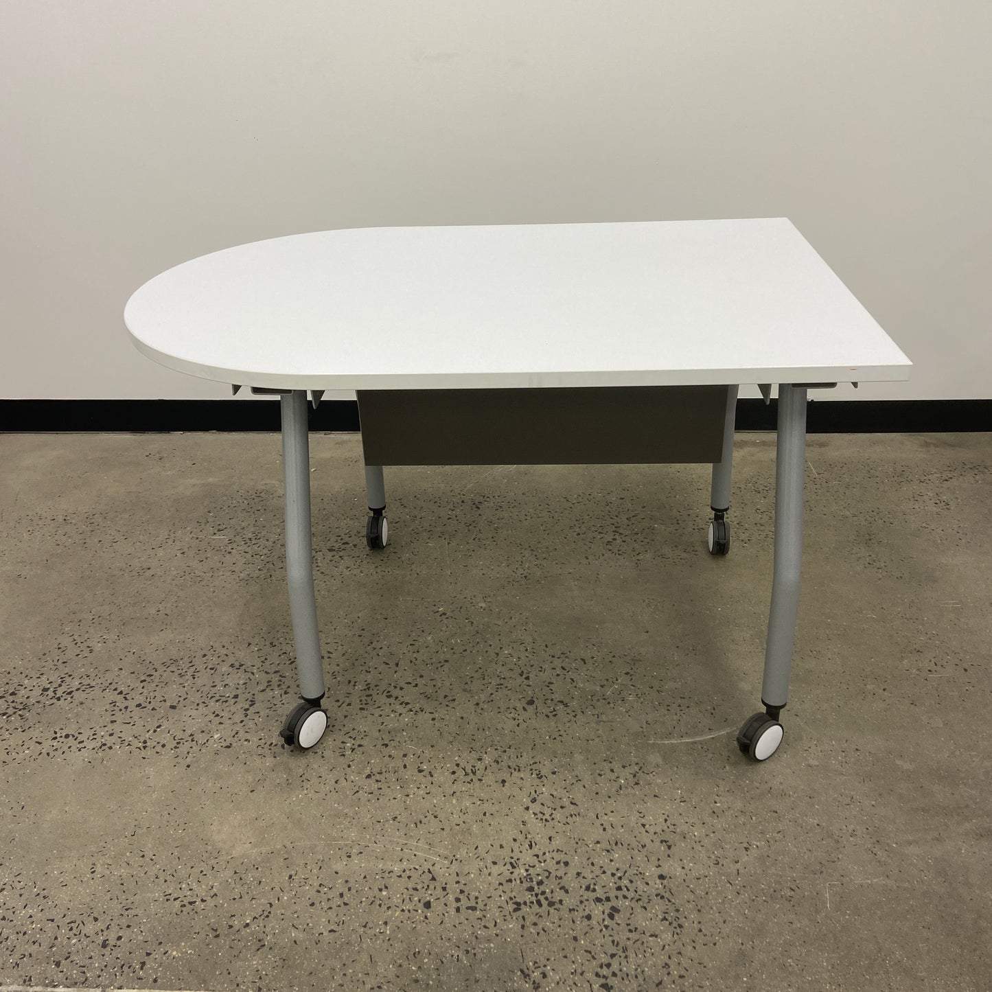 White Curved End Desk on Wheels