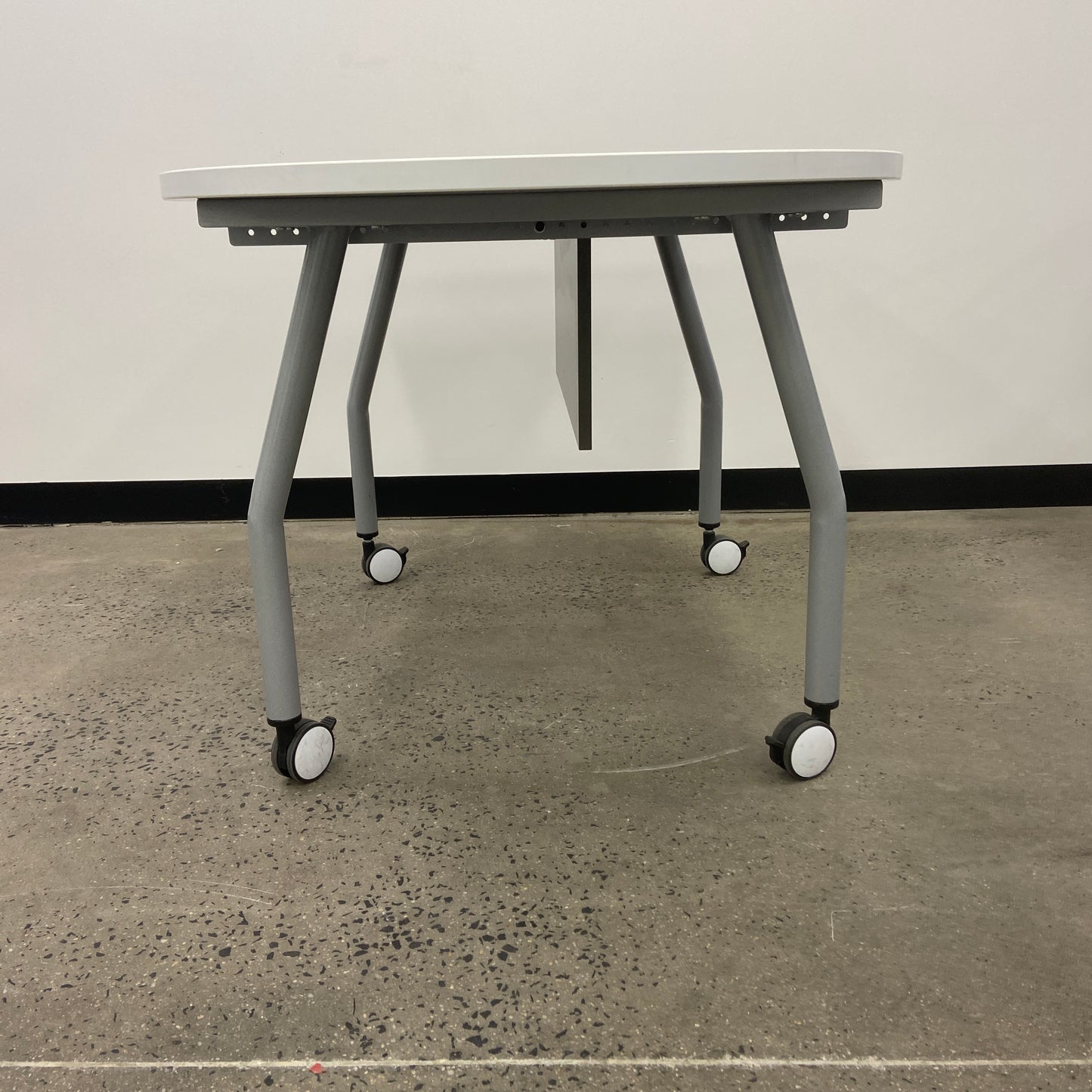 White Curved End Desk on Wheels