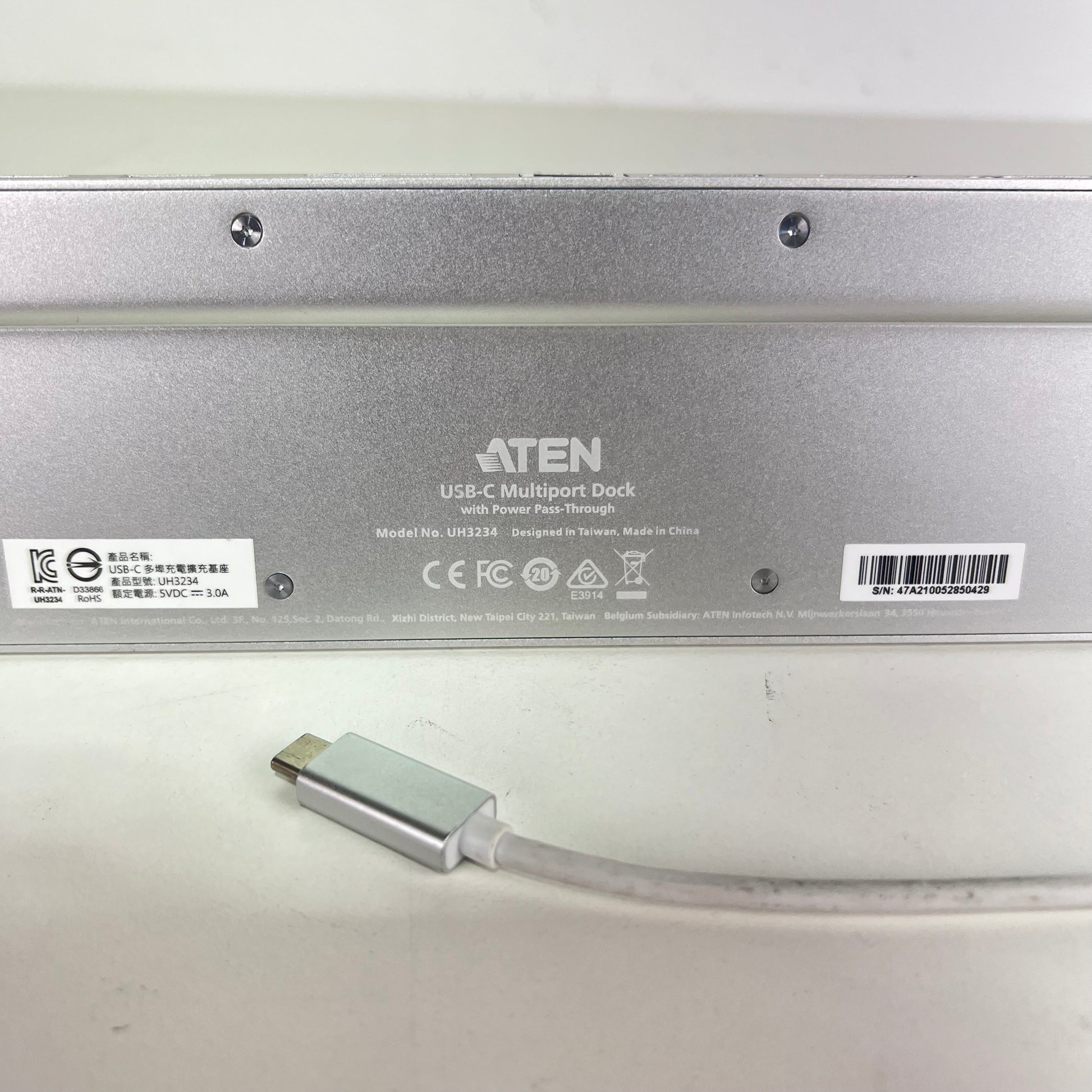 USB-C Multiport Dock with Power Pass-Through - UH3234, ATEN Docks