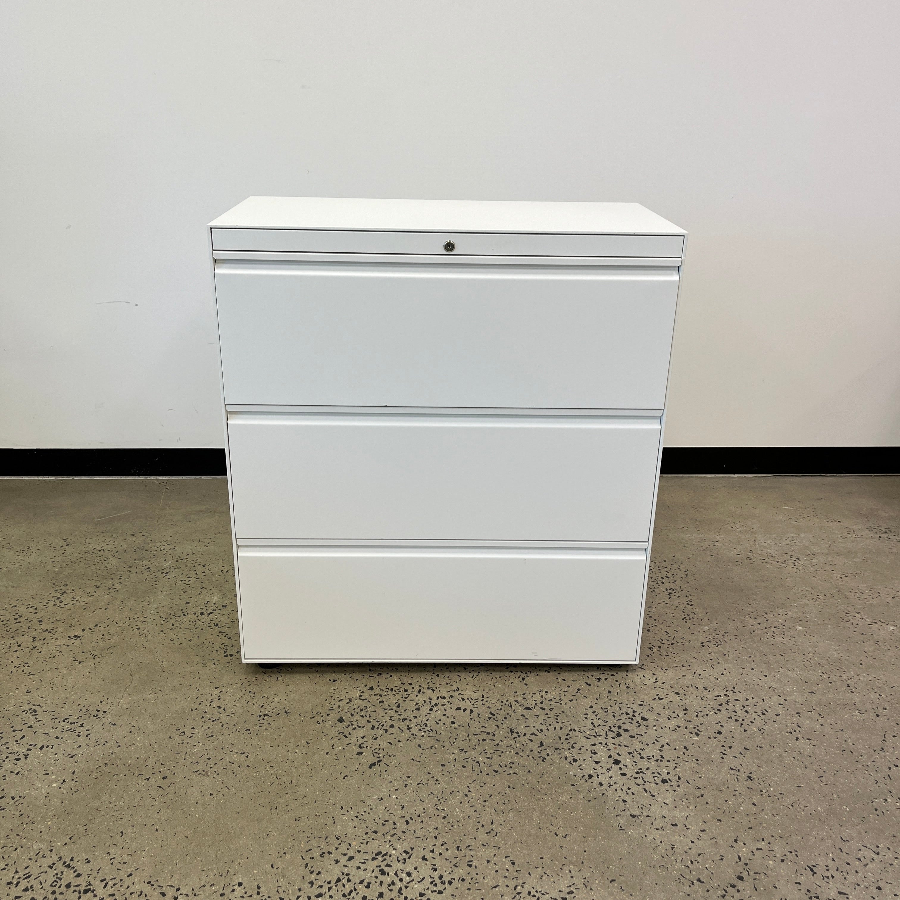 WAREHOUSE CLEARANCE Herman Miller CK8 Posh 3 Drawer Filing Cabinet Whi ...