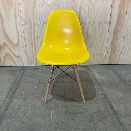 Vitra Eames Replica Side Chair DSR Yellow
