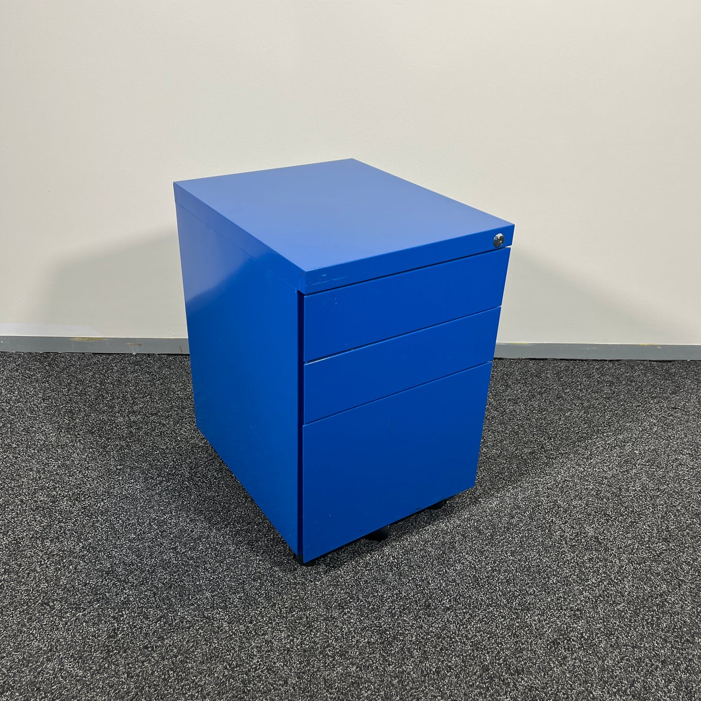 Schiavello 3 Drawer Metal Pedestal Caddy in Blue