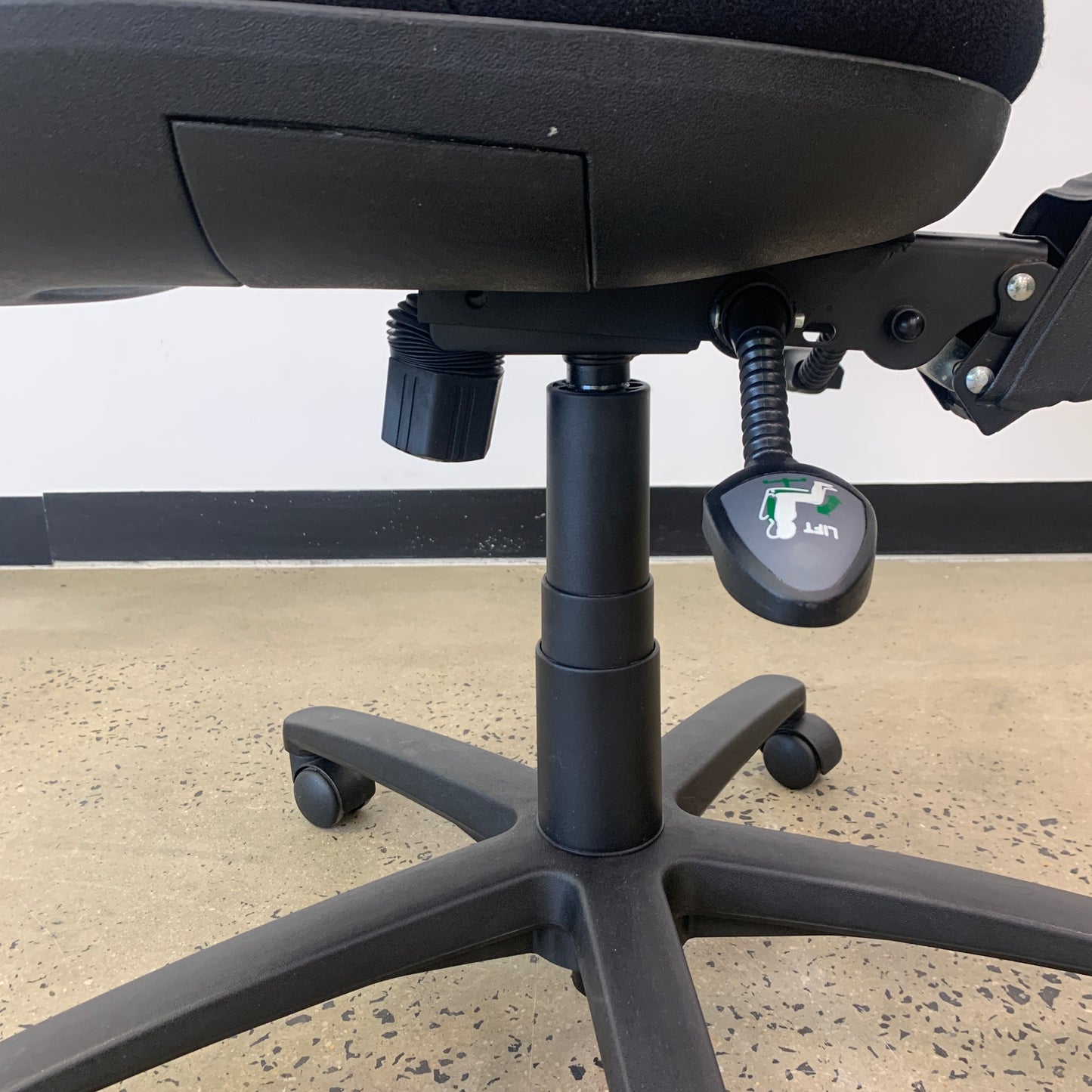 Staples Black Office Task Chair