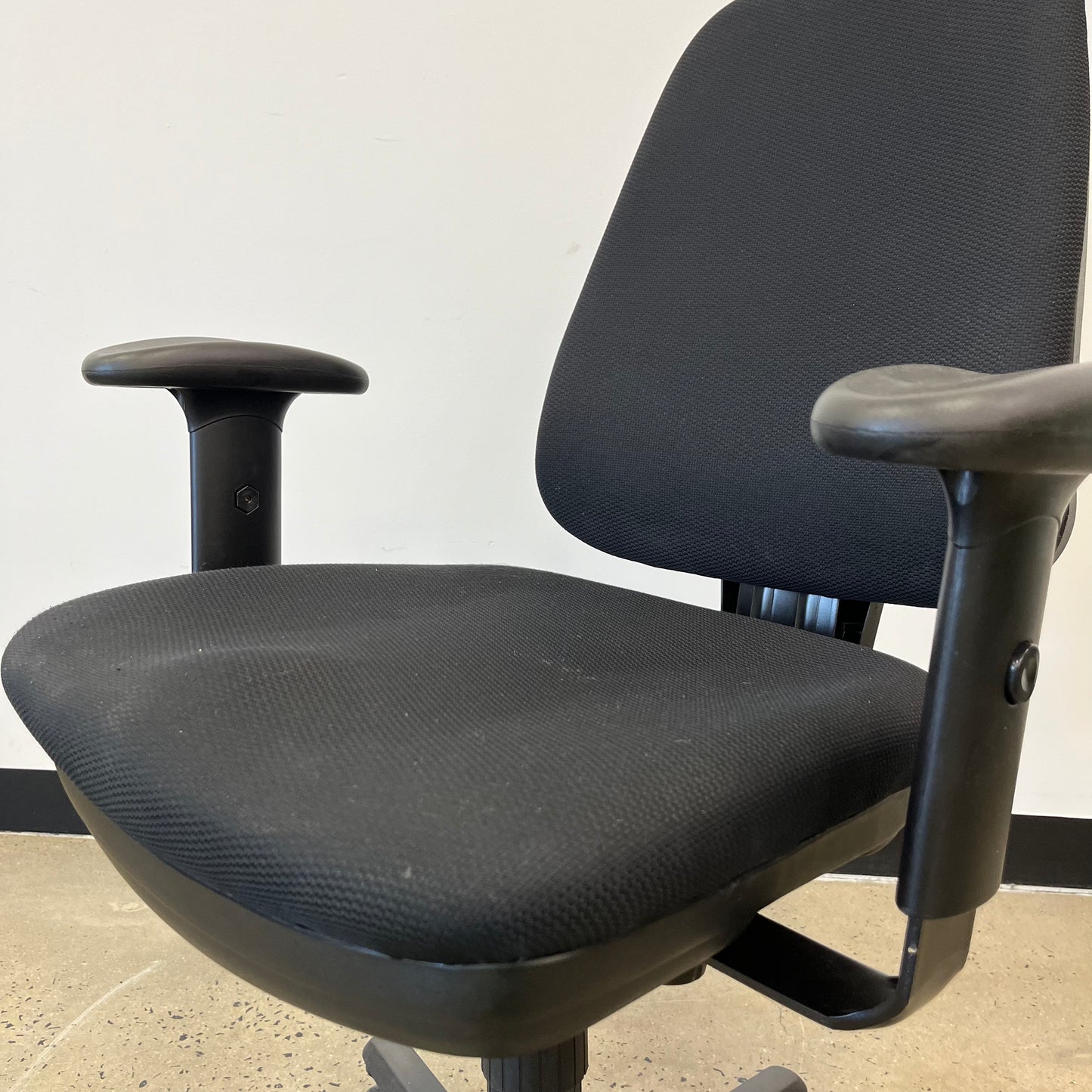 DAL Spark High Back Black Office Task Chair