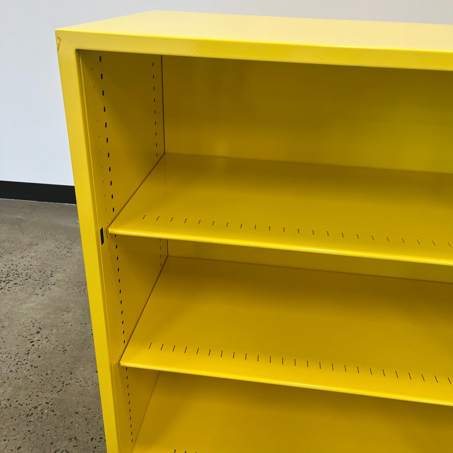 Planex Medium Tambour Unit in Yellow Metal