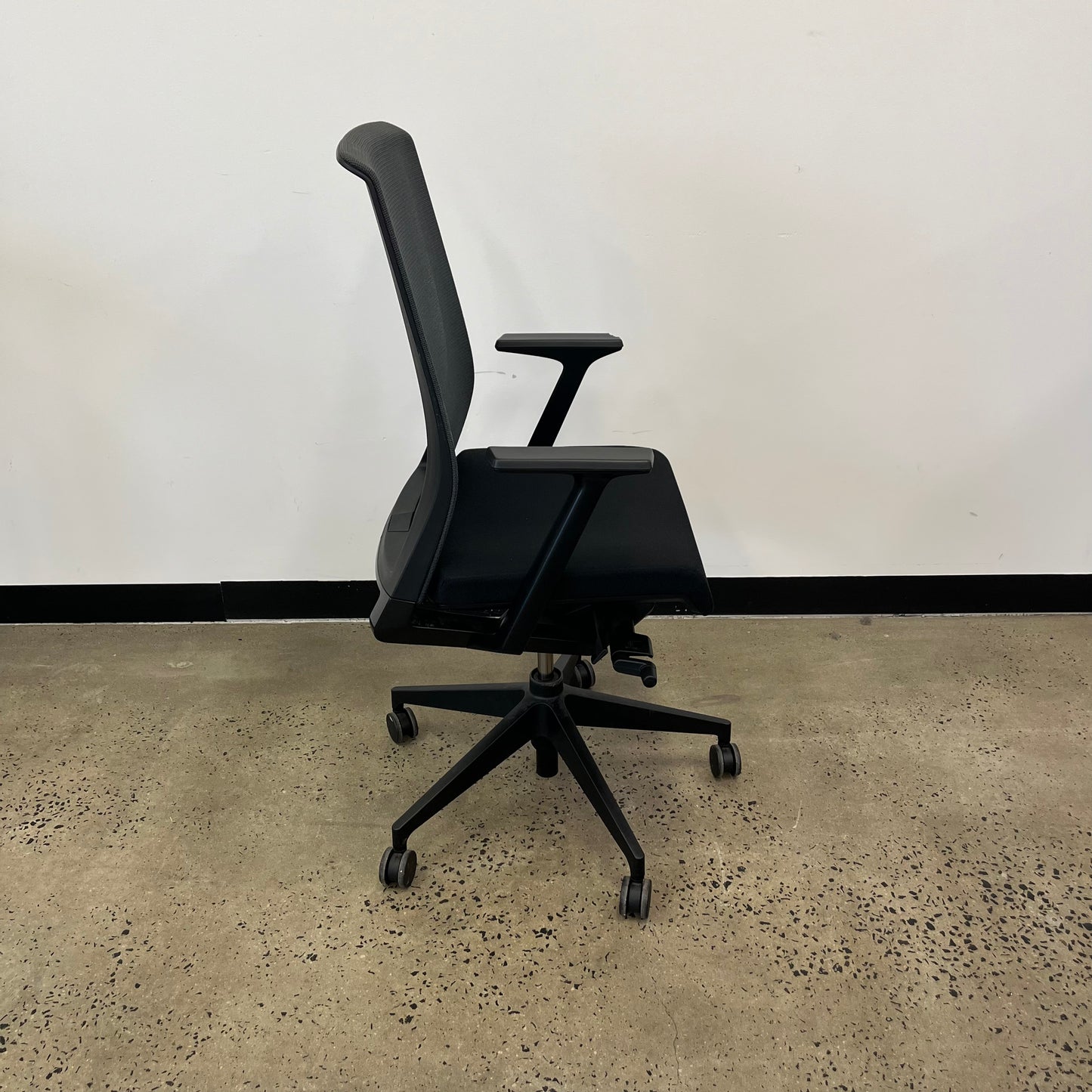 Haworth Very Mesh Office Chair Black