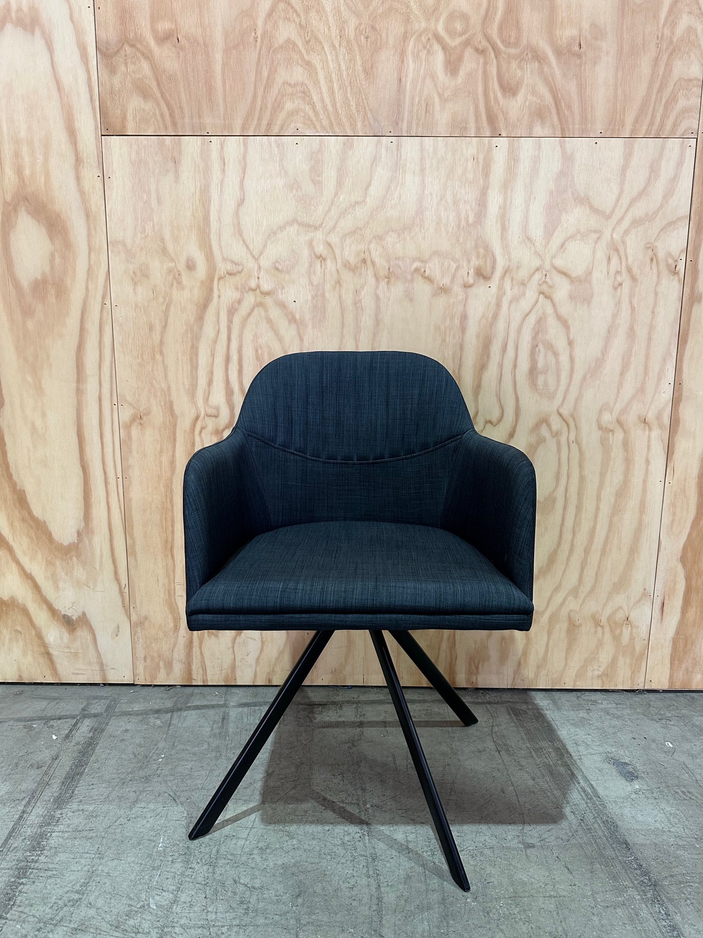 Waiting Chair on Swivel Base