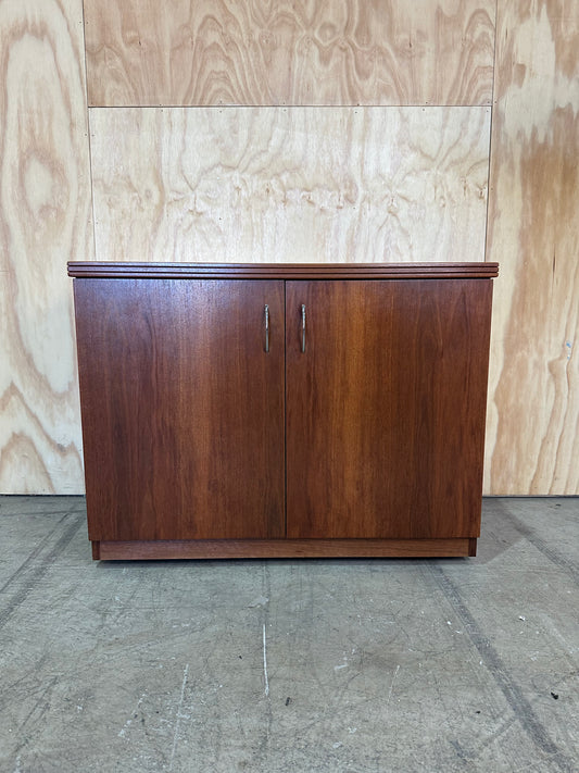 Small Sideboard on Wheels