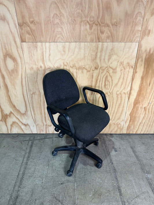CLEARANCE Grey Task Chair
