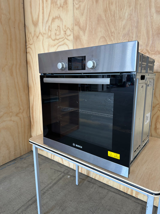 Bosch HBA13B150A 60cm Serie 6 Built in Oven with rangehood fan