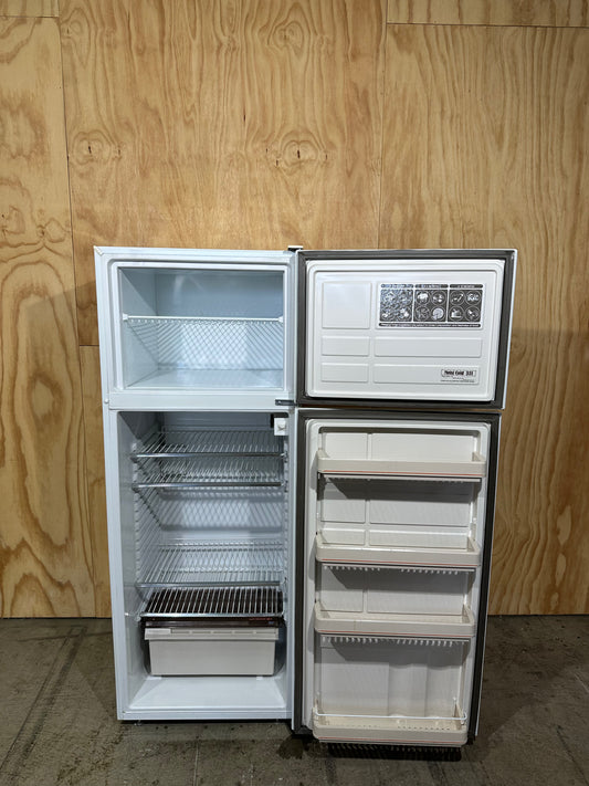 Westinghouse Silhouette Series II Fridge