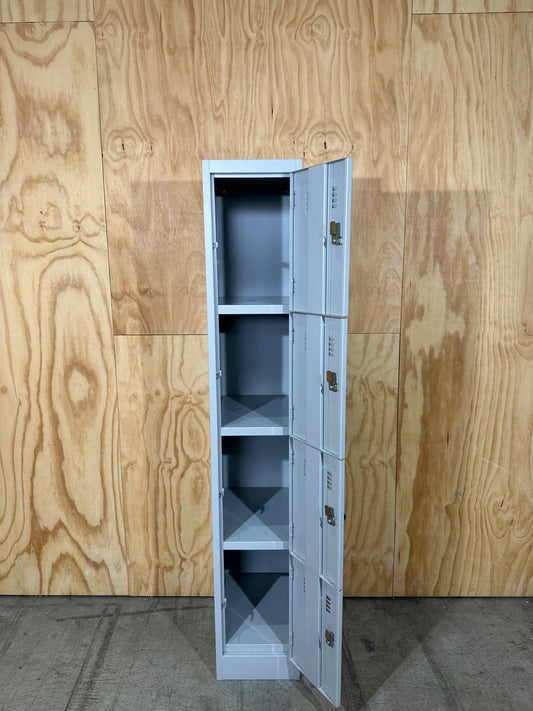4 Door locker in Grey
