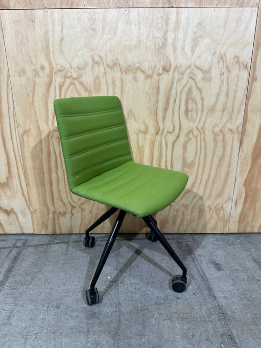 Chair solutions Jubel Swivel chair light green