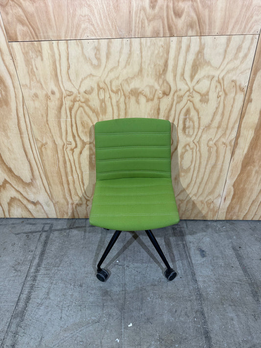 Chair solutions Jubel Swivel chair light green