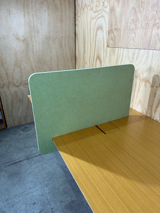 Green desktop partition