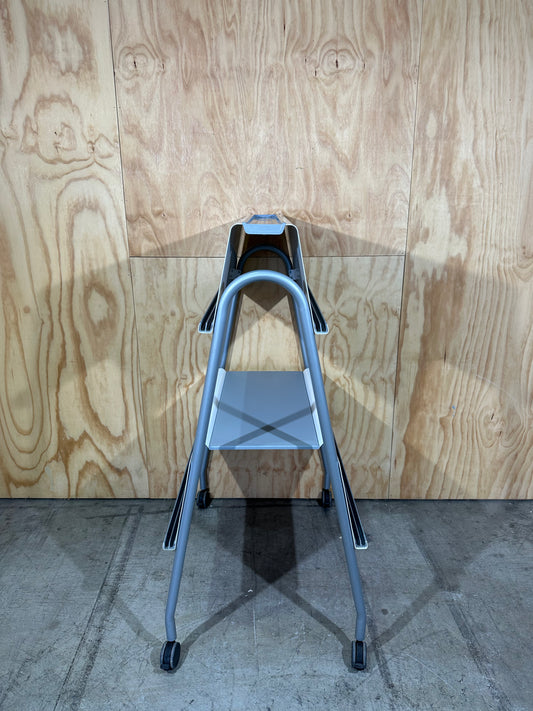 Verb Whiteboard Easel by Steelcase
