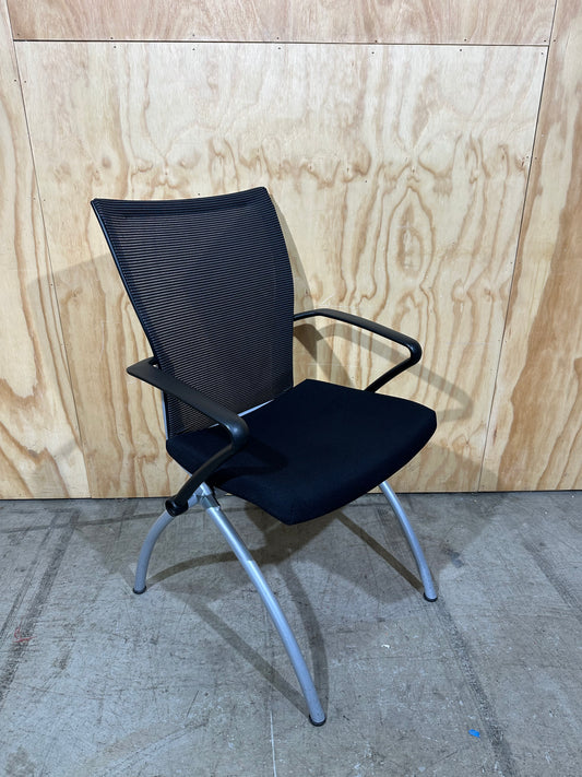 Haworth Comforto 99 fold chair