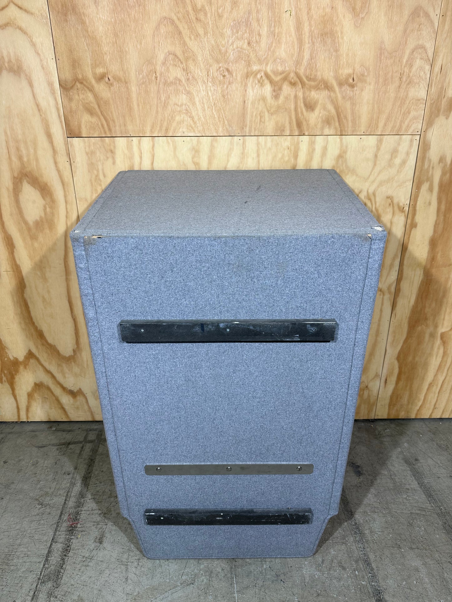 BuzziSpace BuzziHood Acoustic Telephone Booth in Grey