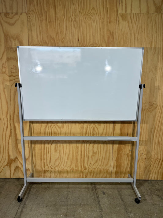 Whiteboard on wheels