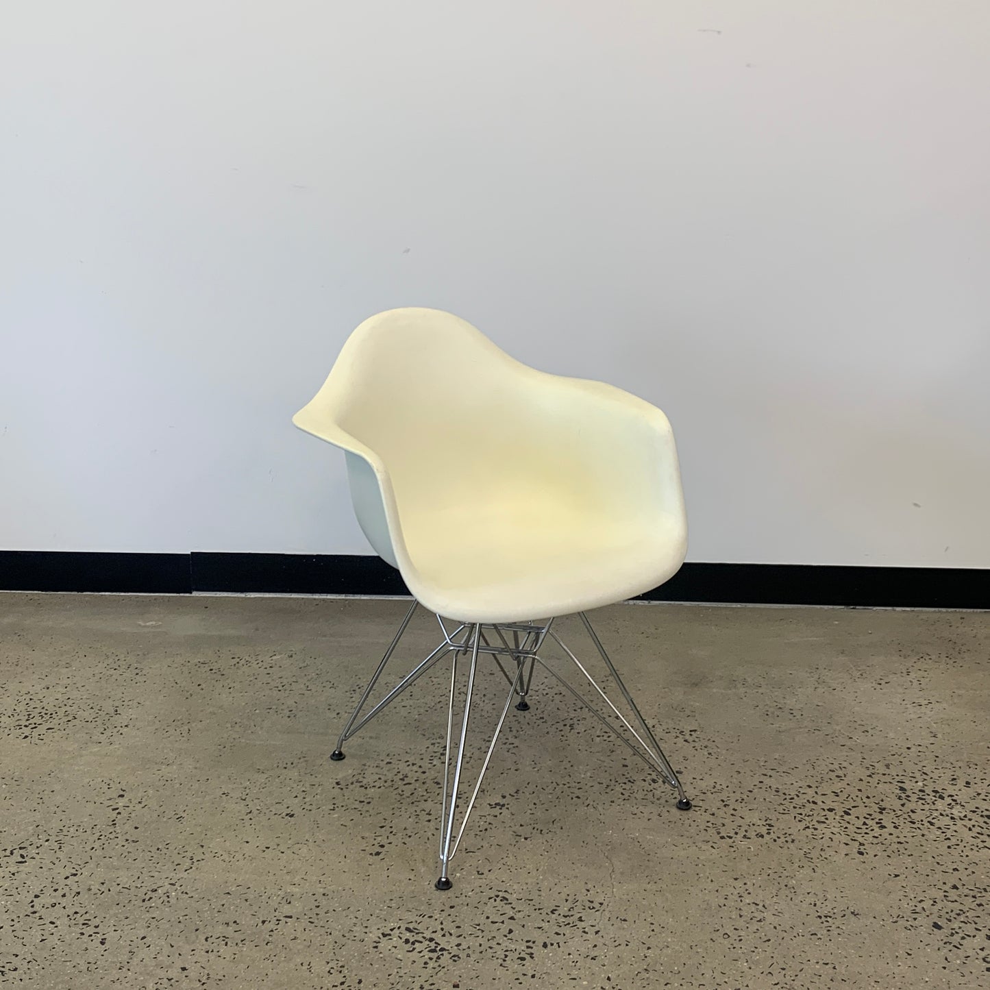 Vitra Eames Cream DAR Armchair