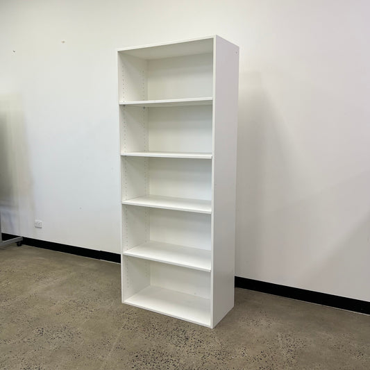 Bookshelf in White Melamine with Adjustable Shelves