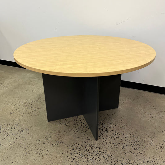 Round Meeting Room Table