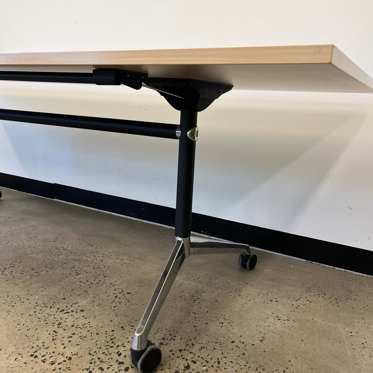 Axial Rock Maple Flip Meeting Table