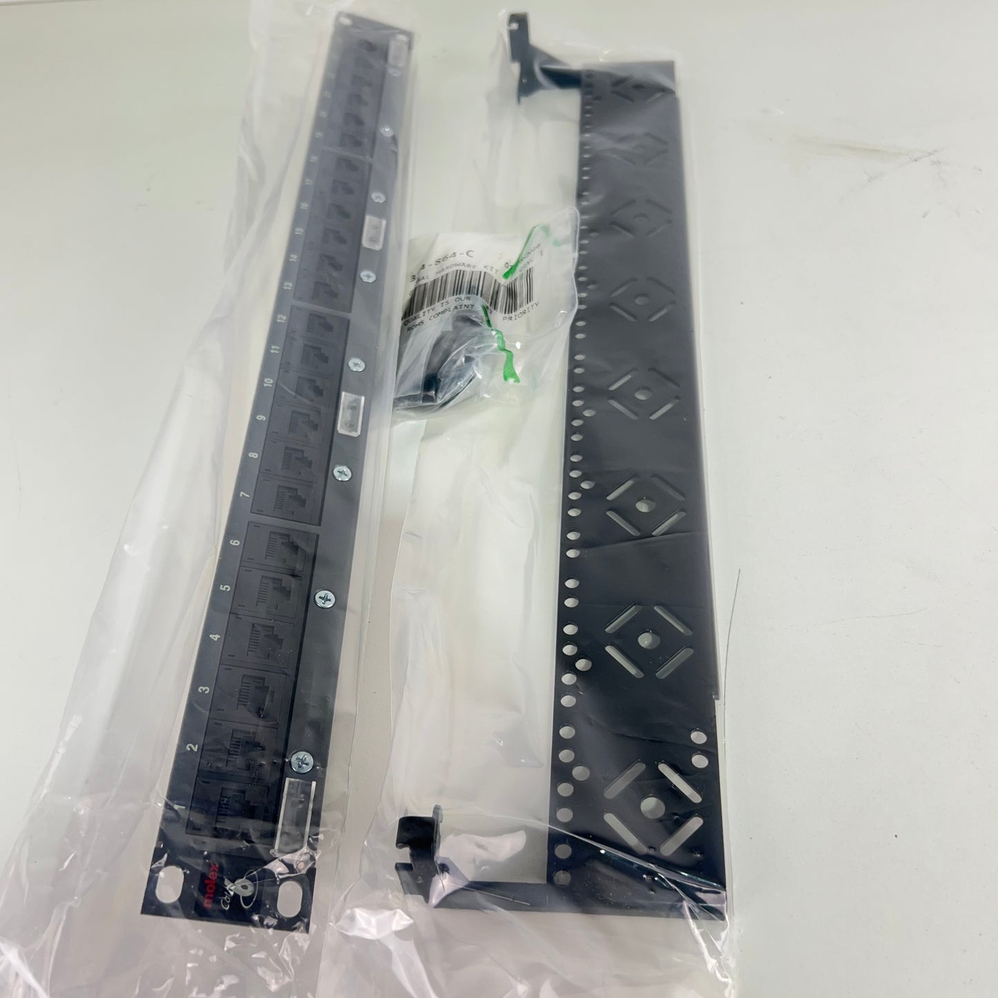 Molex Networking Patch Panel 24 Port Cat 6 Brand New PN 00141-IN