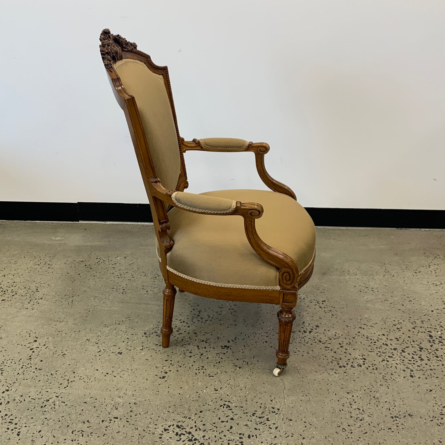 19th Century Louis XVI 'Fauteuil a la Reine' Chair