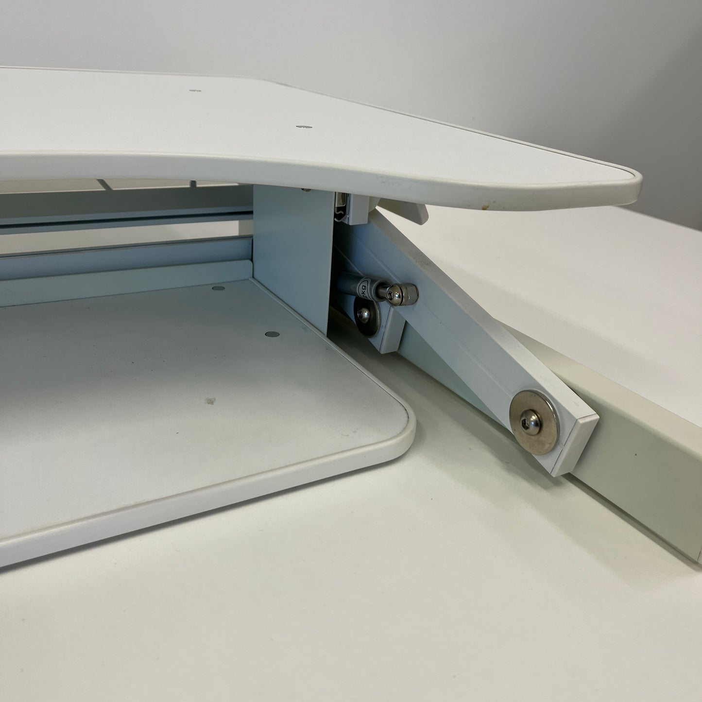 Wynston Desk 'Arise Deskalator' Riser Table Top