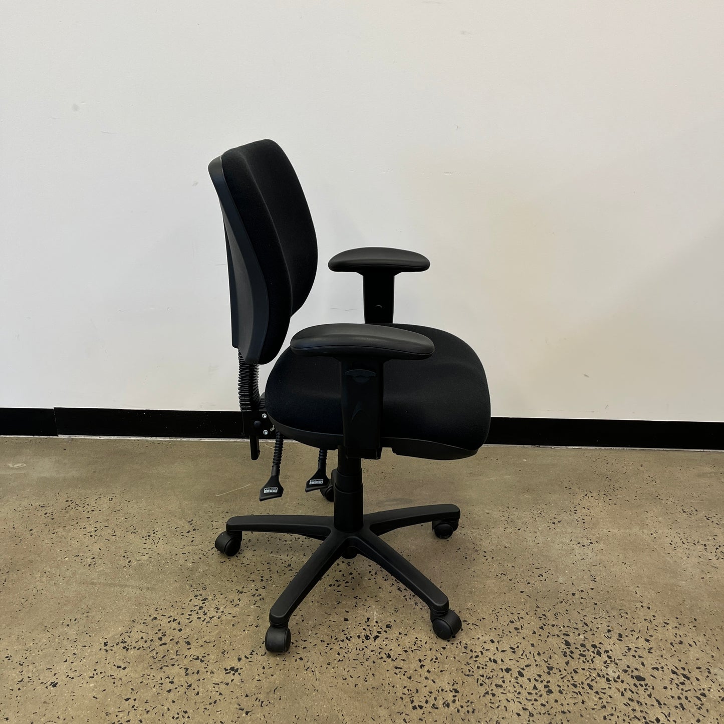 Rosier Rexa Plus Black Medium Back Office Task Chair