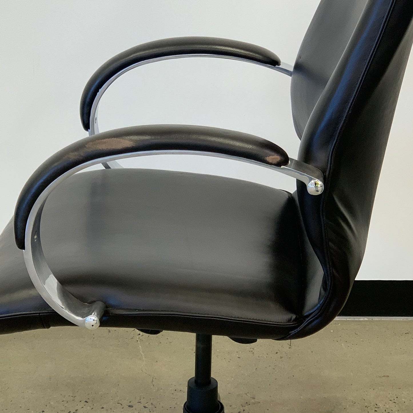 Executive Chair Black Leather