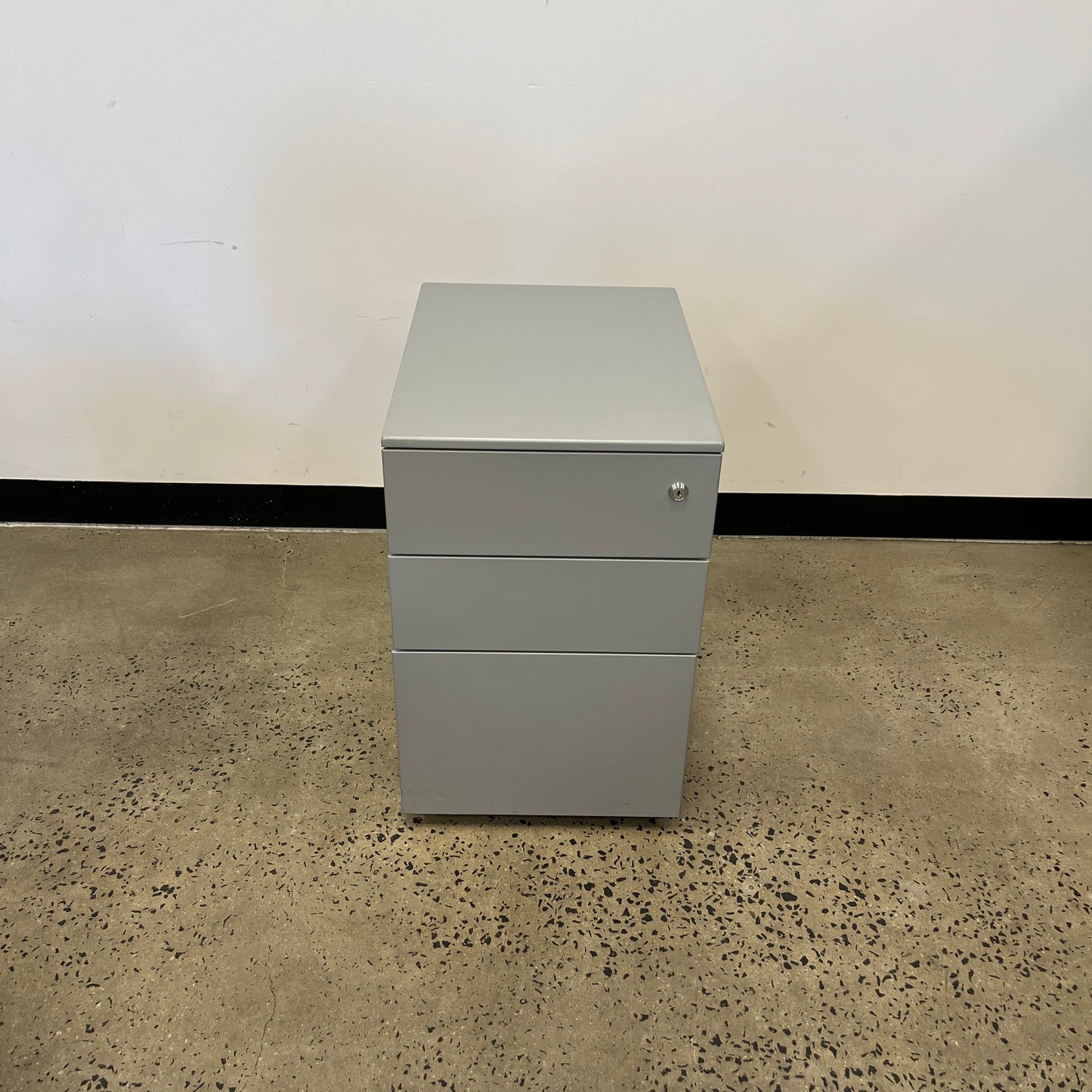 Silver Pedestal Drawers with Key