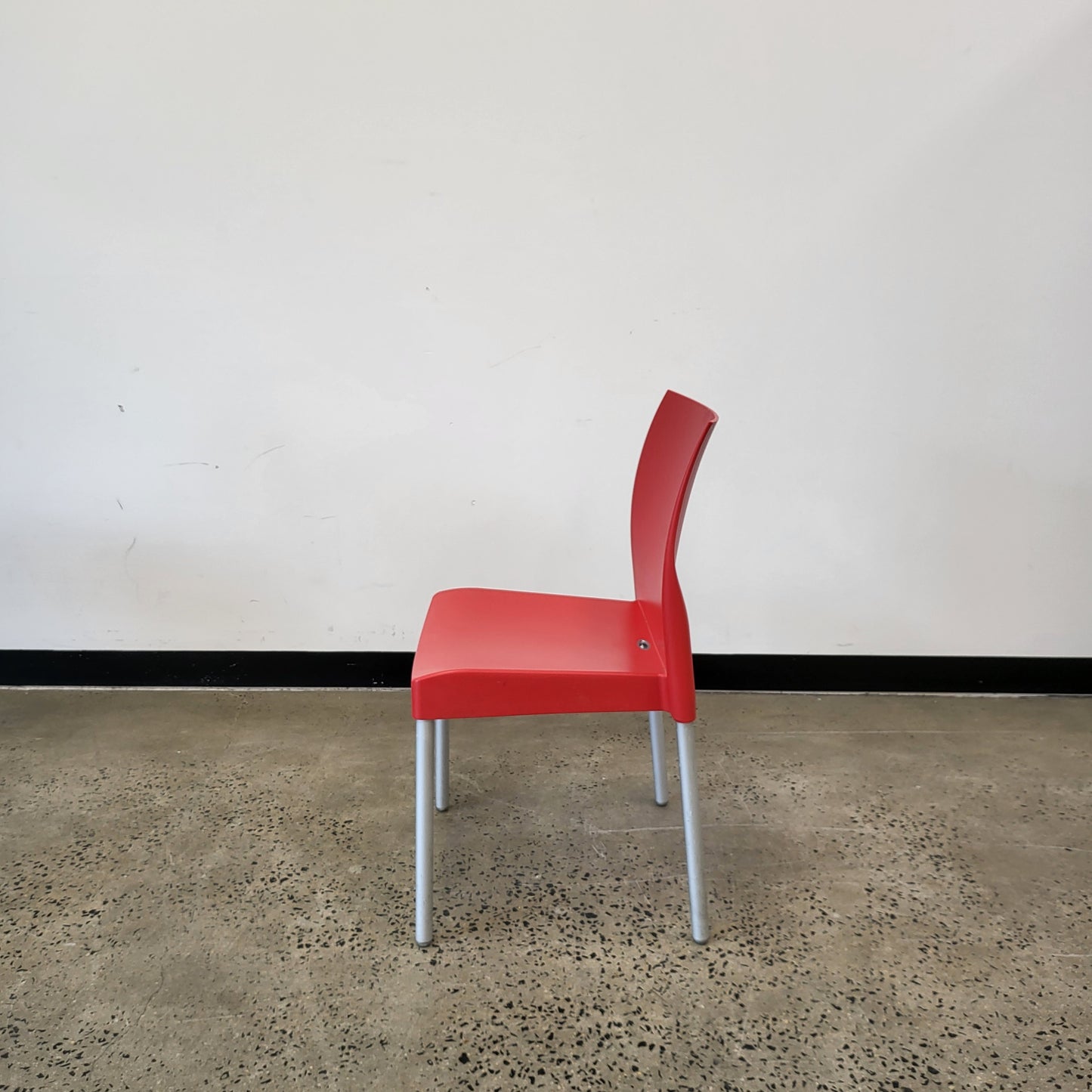 Harmony Contract Furniture Belize SC Red Outdoor Stacking Chair in Red