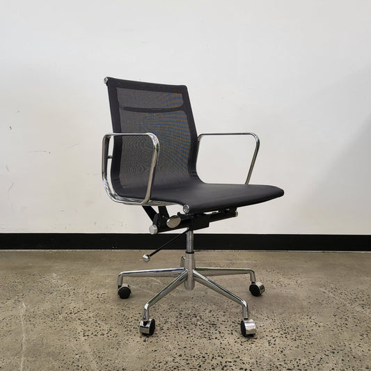 Replica Eames Mesh Office Chair