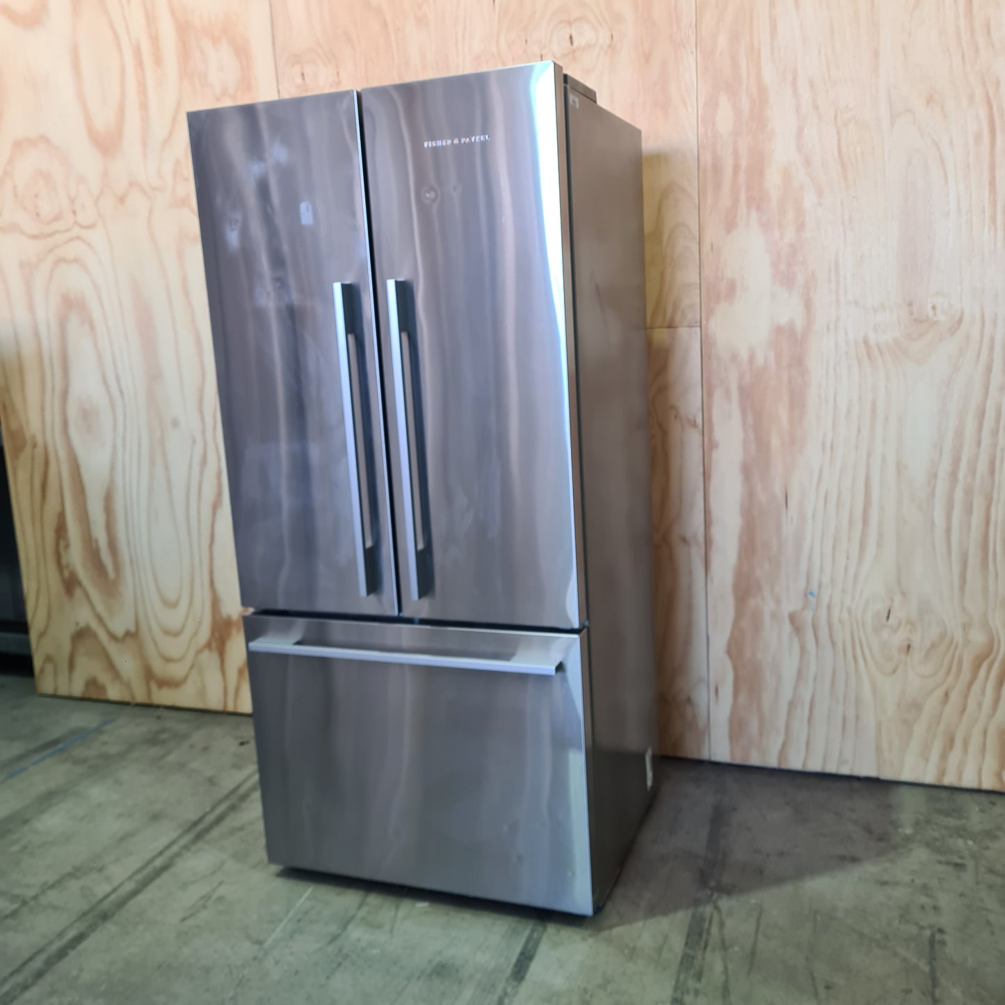 Fisher and Paykel RF522ADX5  790mm French Door Stainless Steel Fridge - 487L