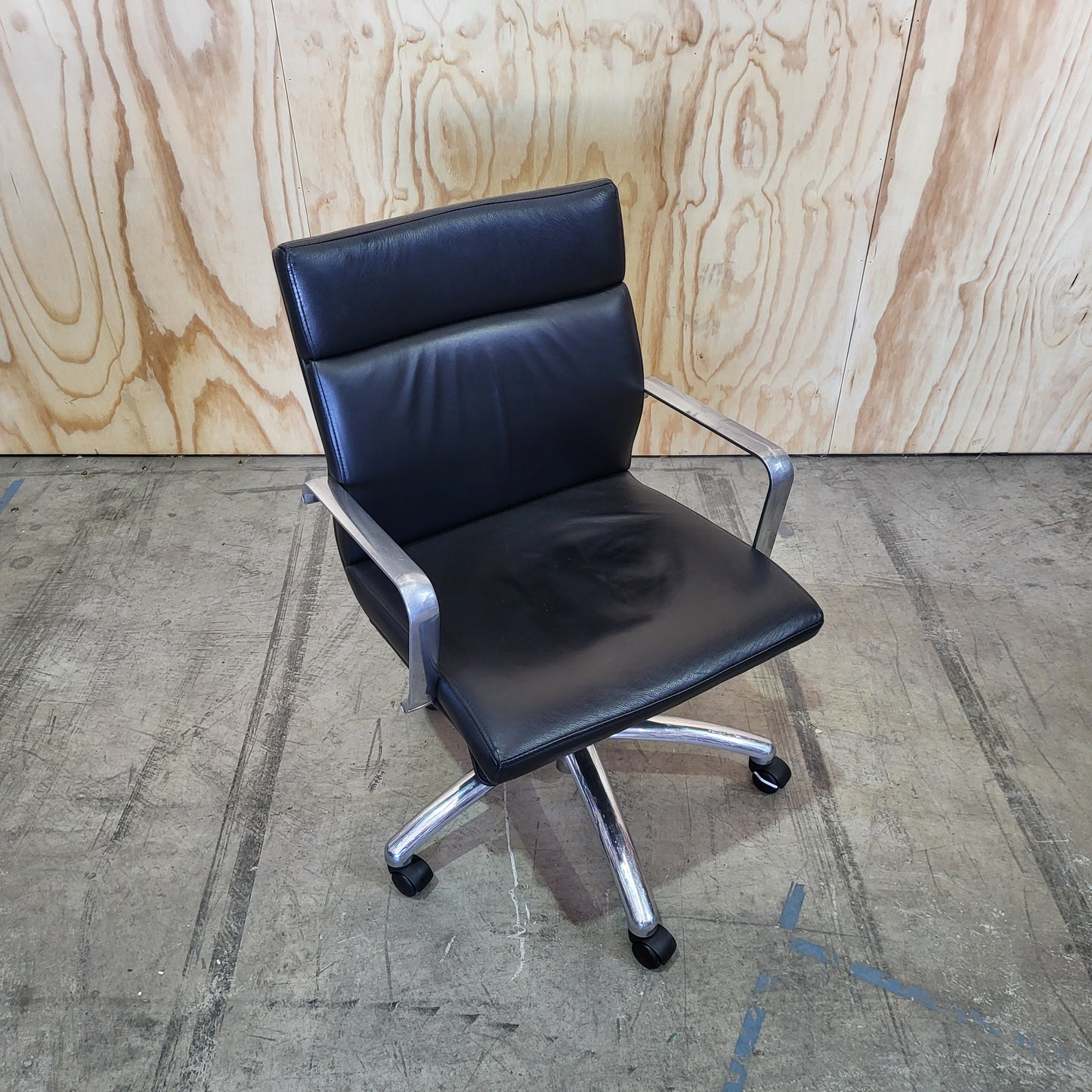 Leather Executive Task Chair in Black and Chrome