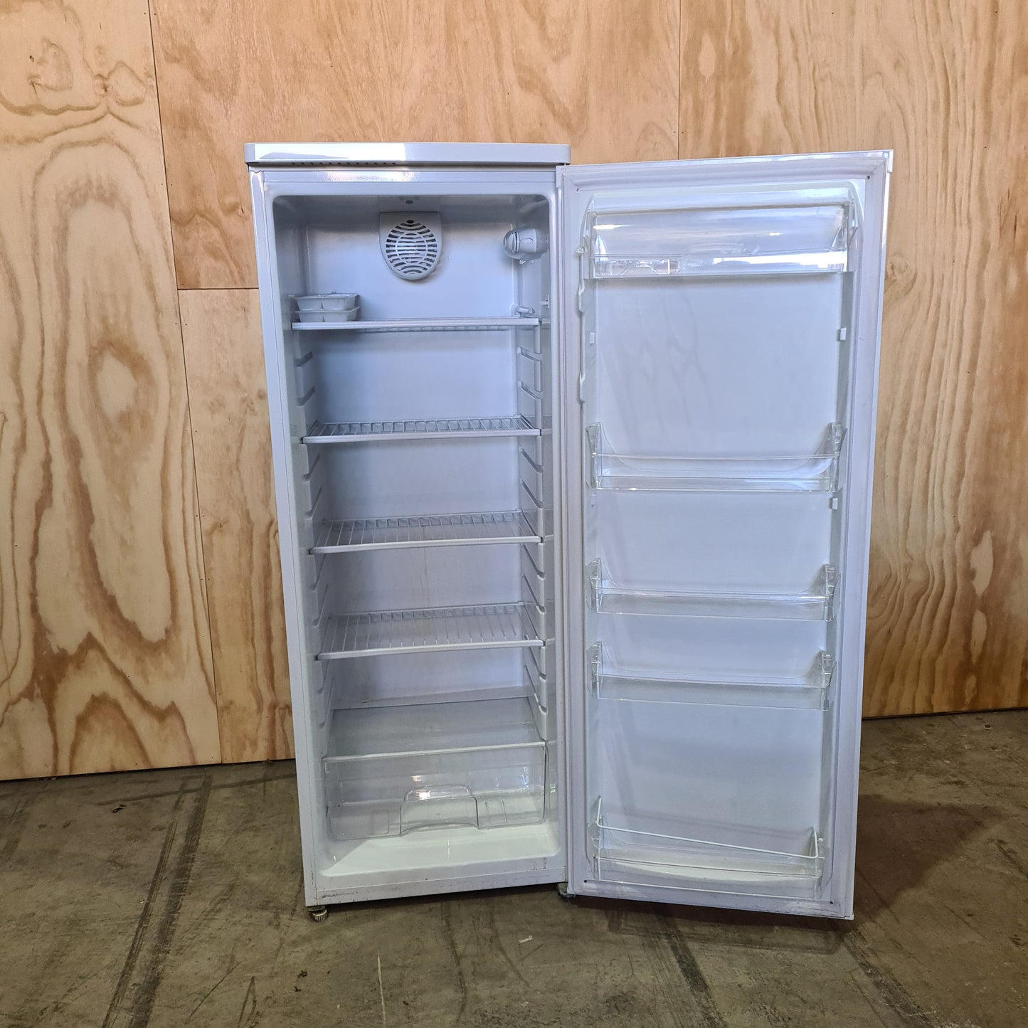 Westinghouse WRM2400WD 240L Single Door Refrigerator White