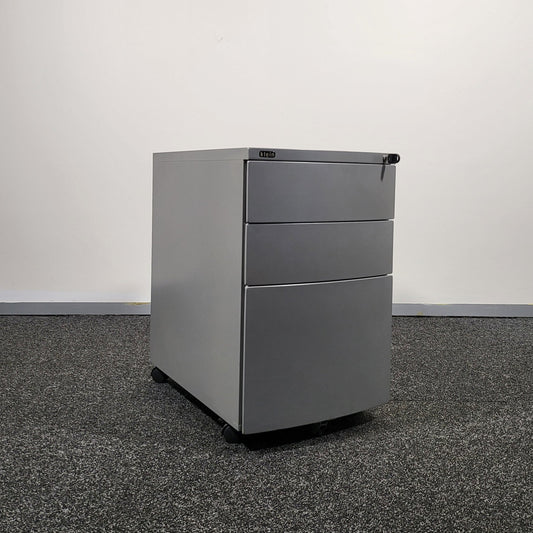 Klein Metal Pedestal in Grey 3 Drawer