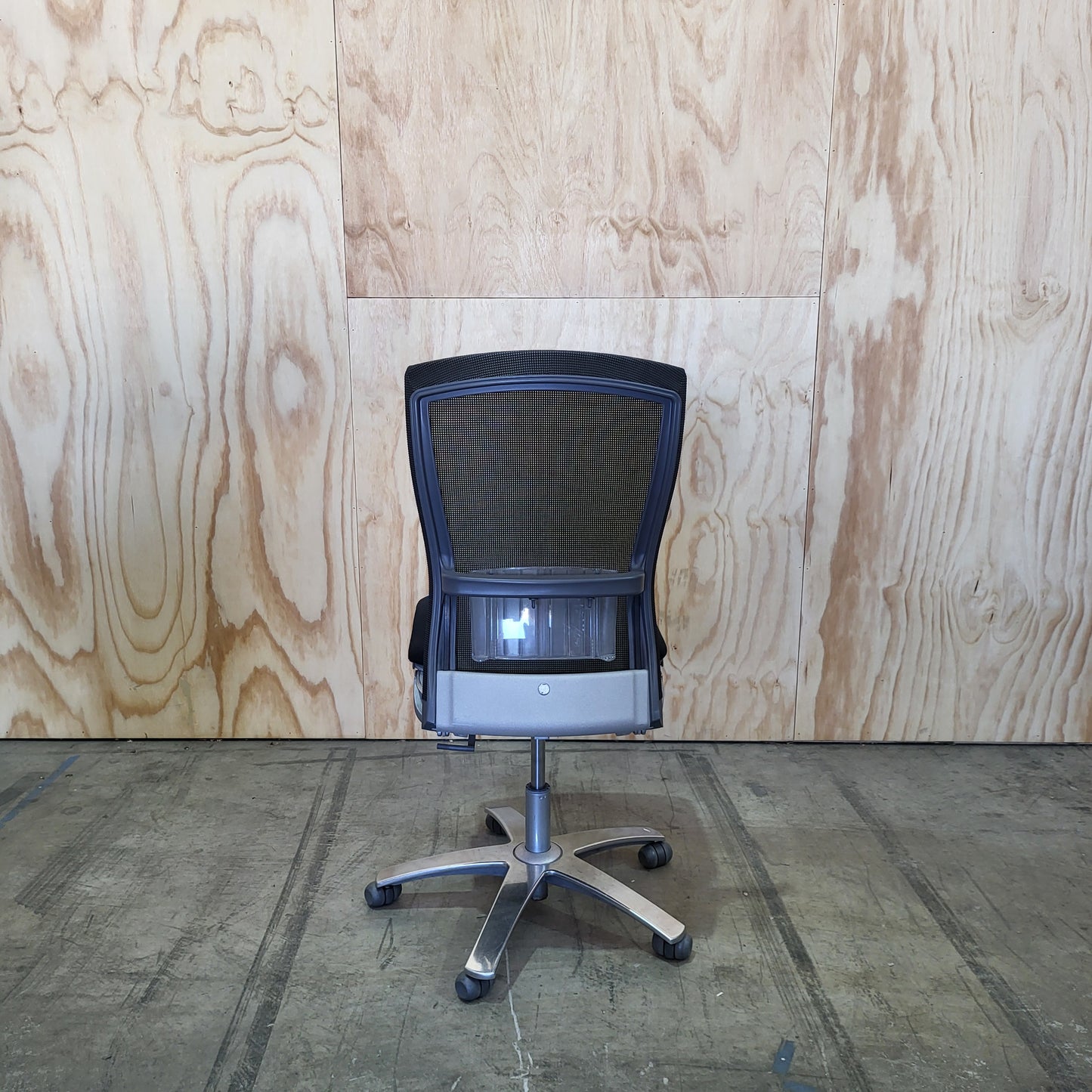 Life Chair by Formway Black Mesh Office Chair Leather Seat