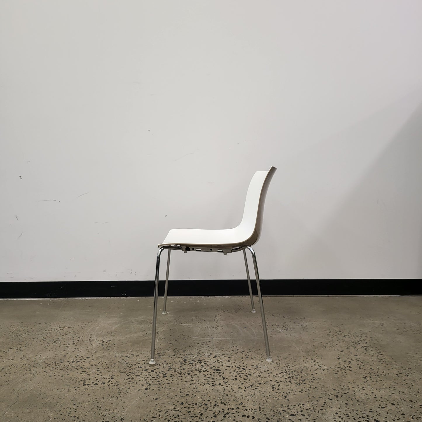 Arper Catifa 53 Chair with 4 Leg Base in White Plywood