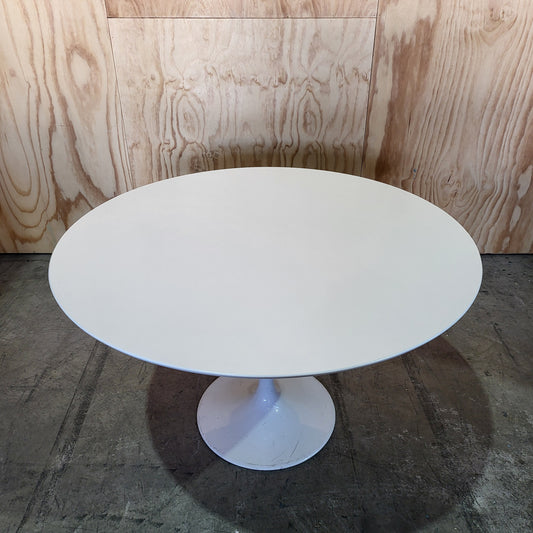 Tulip style white table