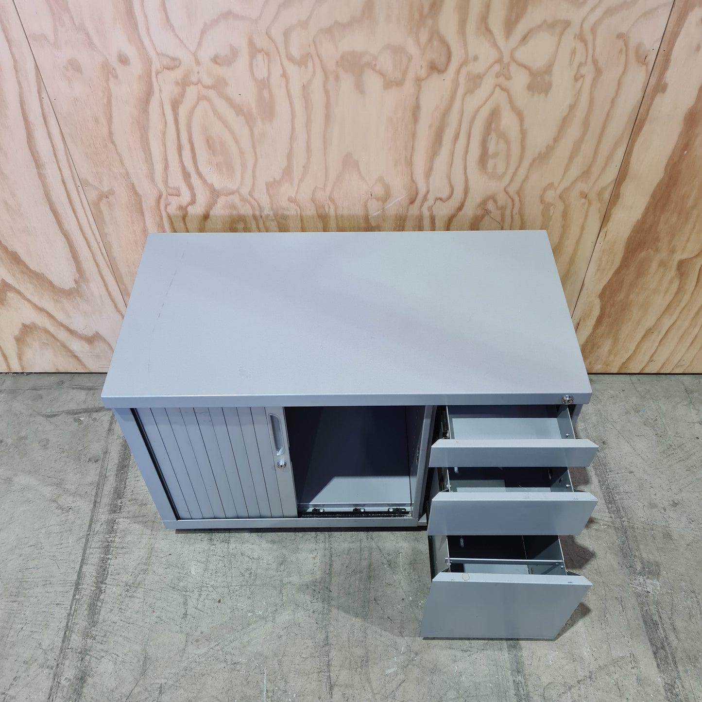 Tambour caddy unit silver