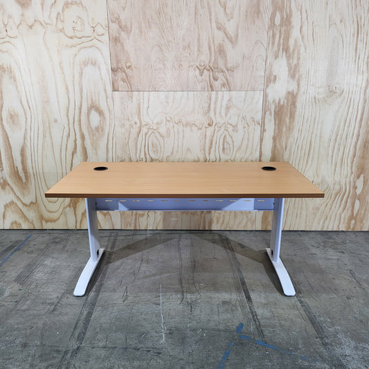 Laminate Single Office Desk with Metal Base