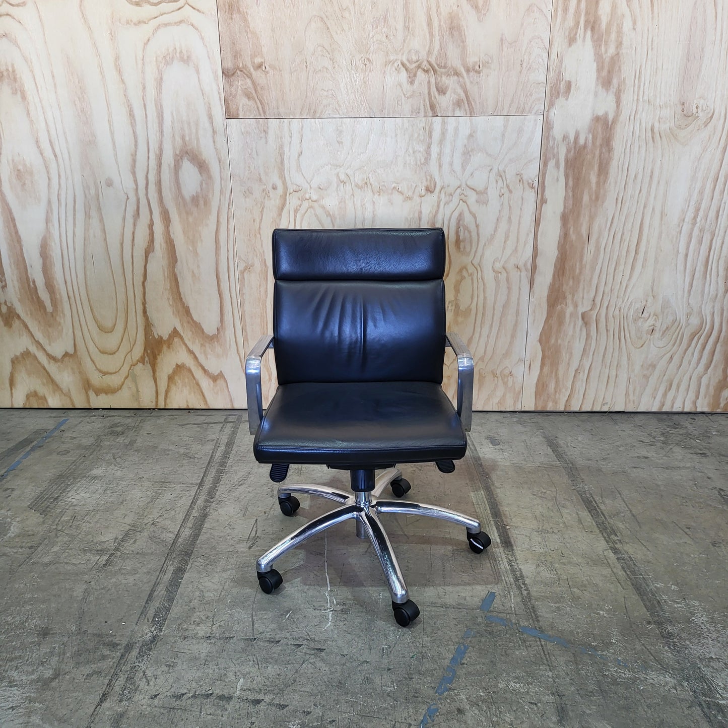 Leather Executive Task Chair in Black and Chrome