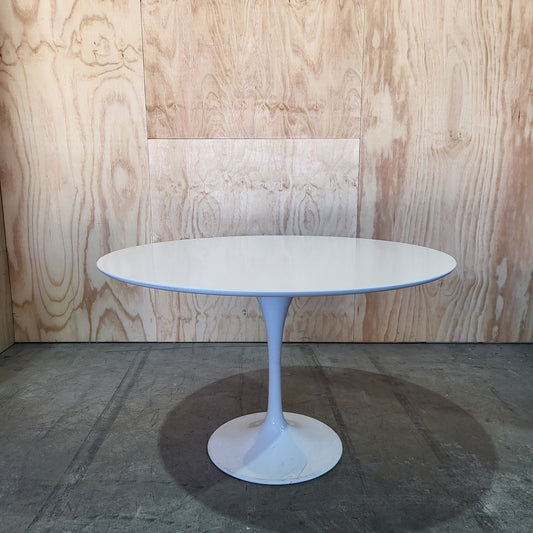 Tulip style white table
