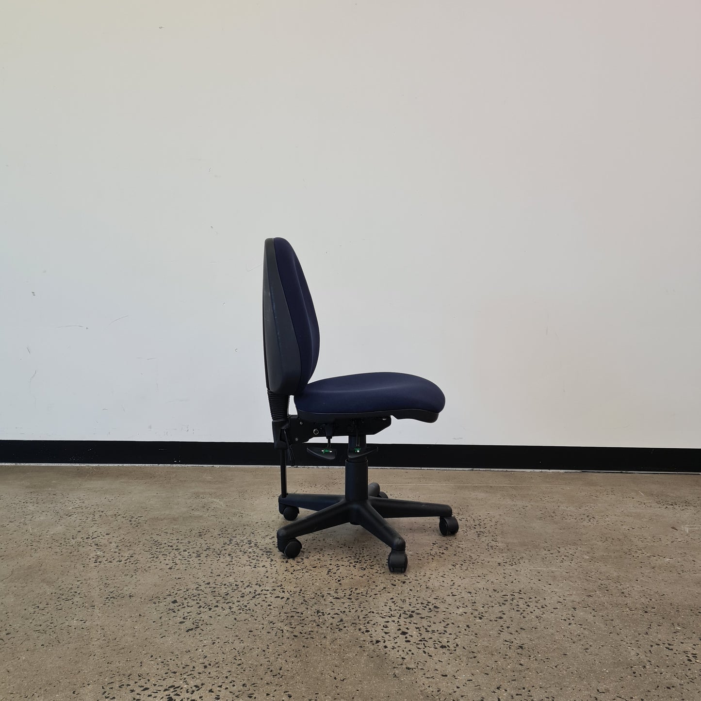 Medium Back Office Task Chair in Navy Blue